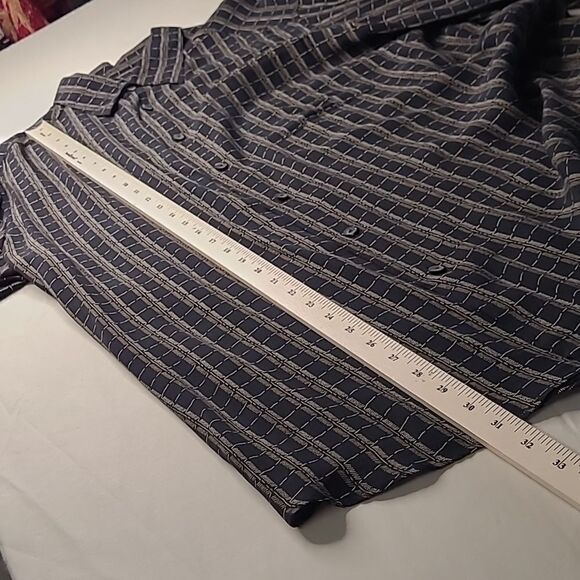 Claiborne sz Large men's shirt 100% rayon - Picture 4 of 6